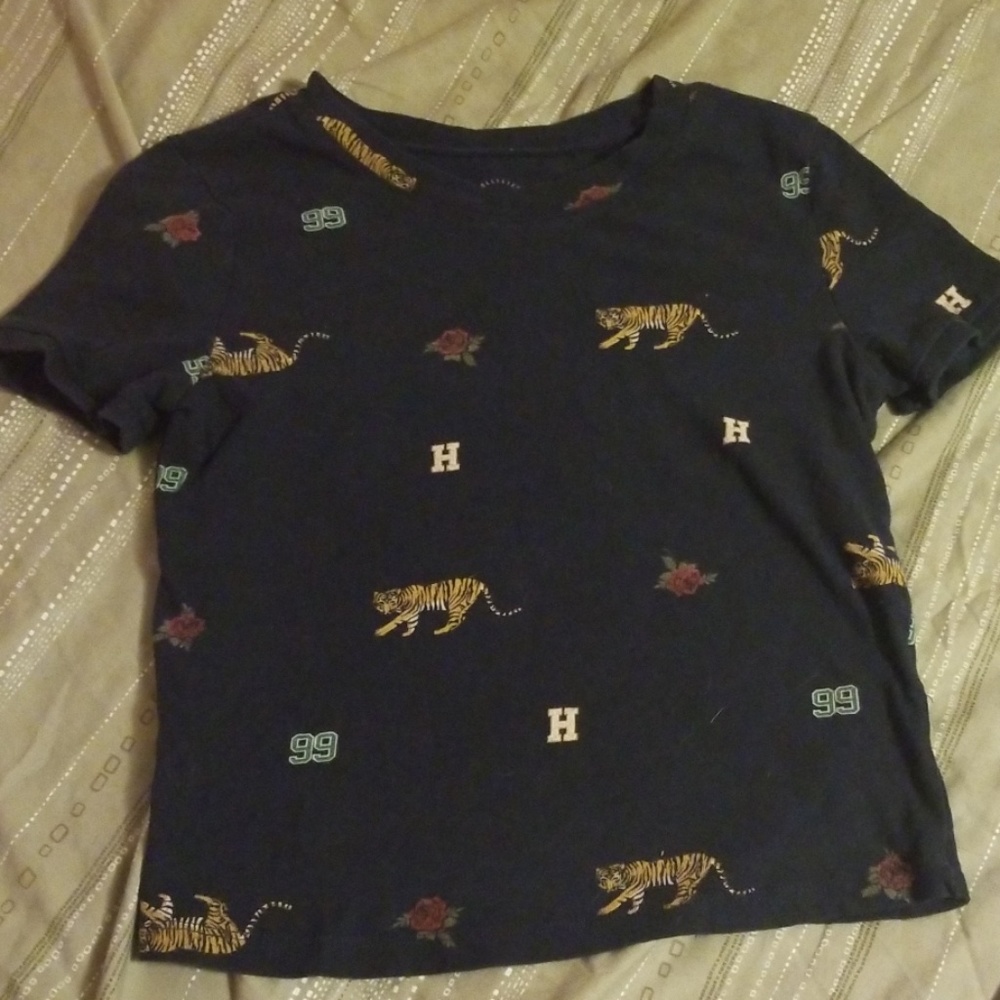 Crop top